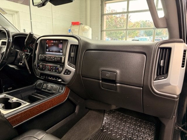 2015 GMC Sierra 2500HD SLT w/ NAVIGATION