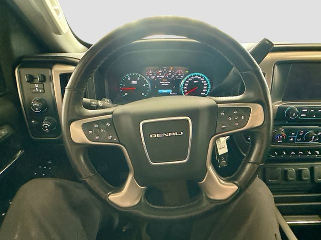 2017 GMC Sierra 3500HD Denali DUALLY DIESEL
