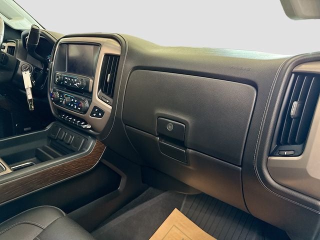 2017 GMC Sierra 3500HD Denali DUALLY DIESEL