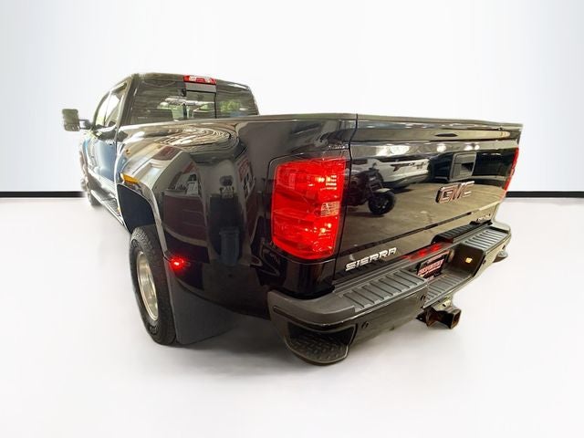 2017 GMC Sierra 3500HD Denali DUALLY DIESEL