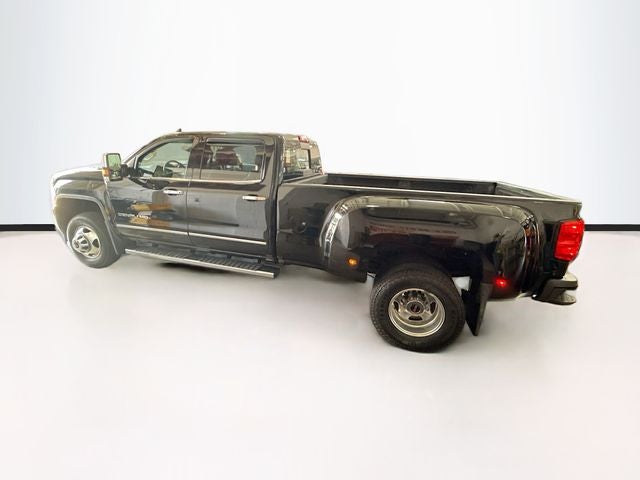 2017 GMC Sierra 3500HD Denali DUALLY DIESEL