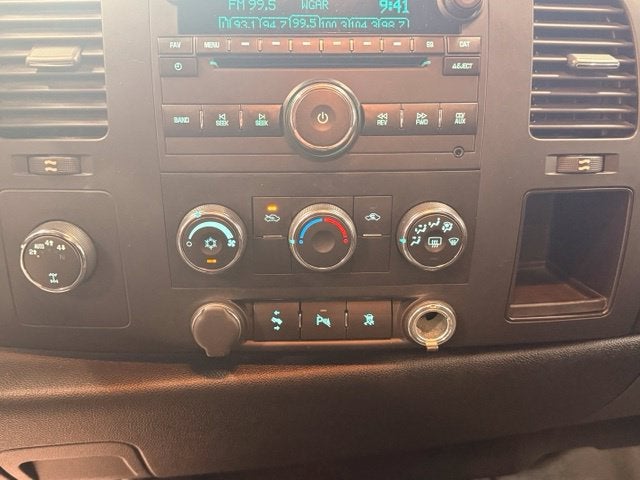 2010 GMC Sierra 1500 SLE w/ Park Assist