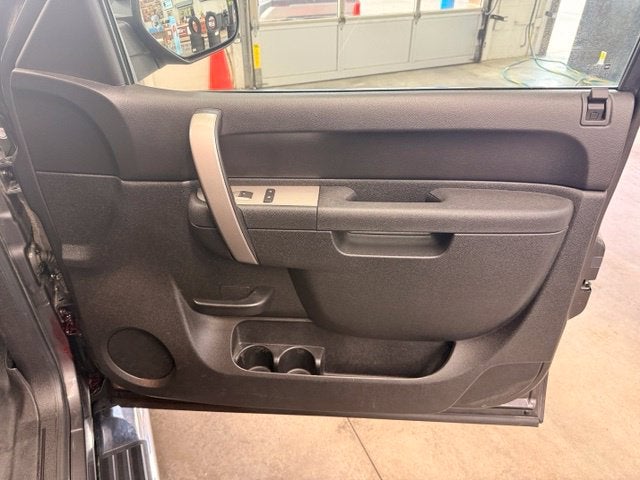 2010 GMC Sierra 1500 SLE w/ Park Assist