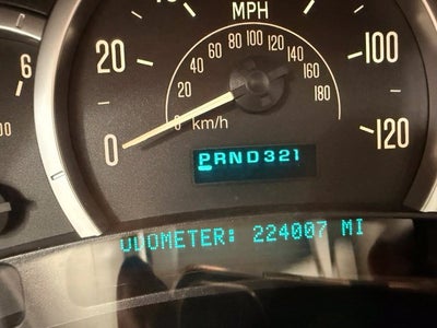 2004 Cadillac Escalade Base