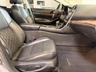 2016 Nissan Maxima Platinum