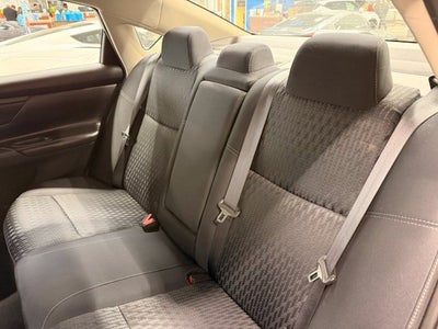 2016 Nissan Altima 2.5 S w/ Bluetooth
