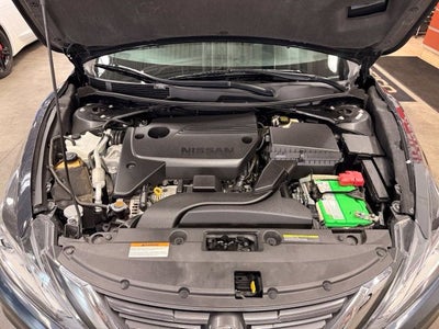 2016 Nissan Altima 2.5 S w/ Bluetooth