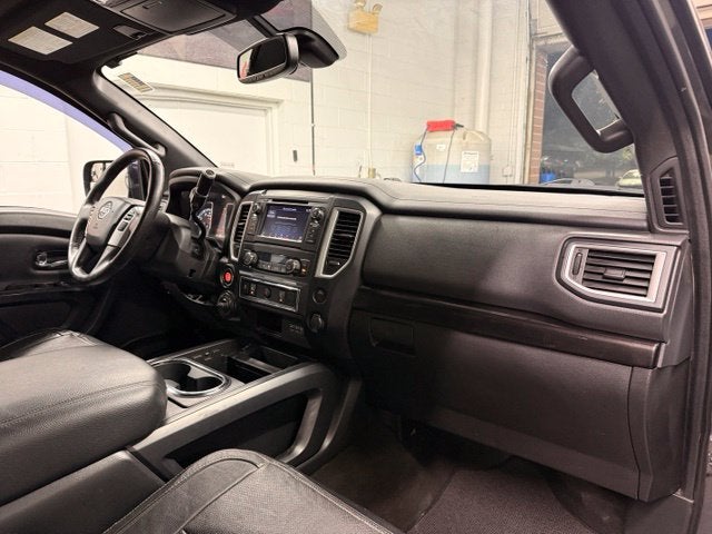 2019 Nissan Titan SV 5.6L V8 w/ NAVIGATION