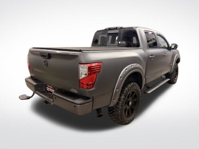 2019 Nissan Titan SV 5.6L V8 w/ NAVIGATION