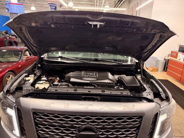2019 Nissan Titan SV 5.6L V8 w/ NAVIGATION