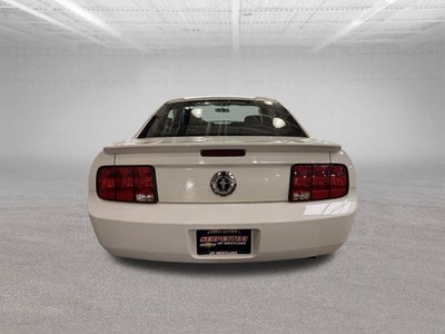 2008 Ford Mustang V6 Deluxe