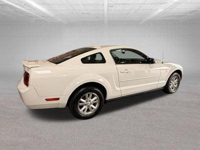 2008 Ford Mustang V6 Deluxe