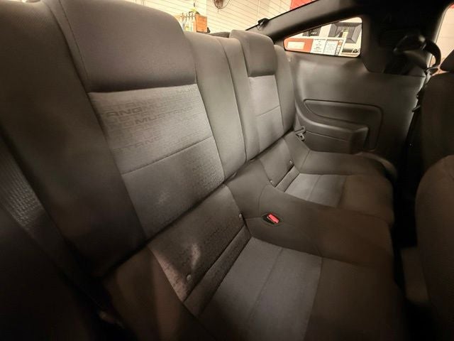 2008 Ford Mustang V6 Deluxe
