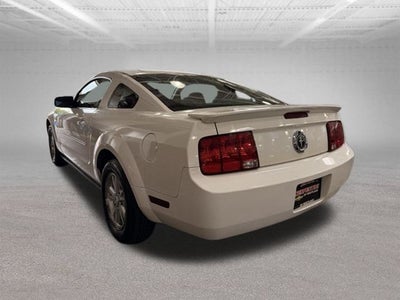 2008 Ford Mustang V6 Deluxe