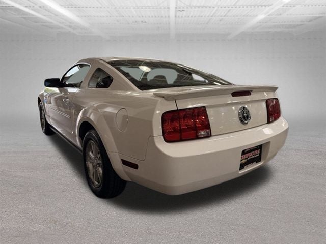2008 Ford Mustang V6 Deluxe
