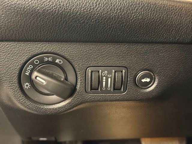 2016 Dodge Challenger SRT Hellcat W/ SUNROOF