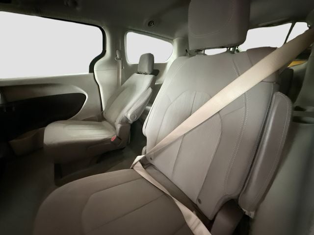 2017 Chrysler Pacifica LX