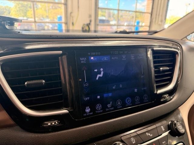2017 Chrysler Pacifica Touring L Plus