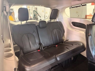 2017 Chrysler Pacifica Touring L Plus