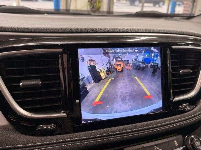 2019 Chrysler Pacifica Limited 1 OWNER w/ COOLED SEATS
