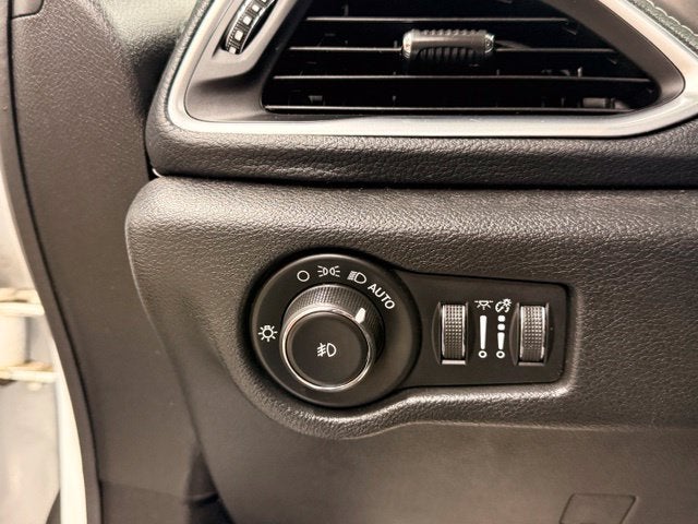 2019 Chrysler Pacifica Limited 1 OWNER w/ COOLED SEATS