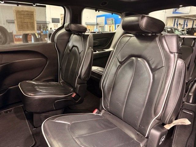 2019 Chrysler Pacifica Limited 1 OWNER w/ COOLED SEATS