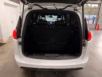 2019 Chrysler Pacifica Limited 1 OWNER w/ COOLED SEATS