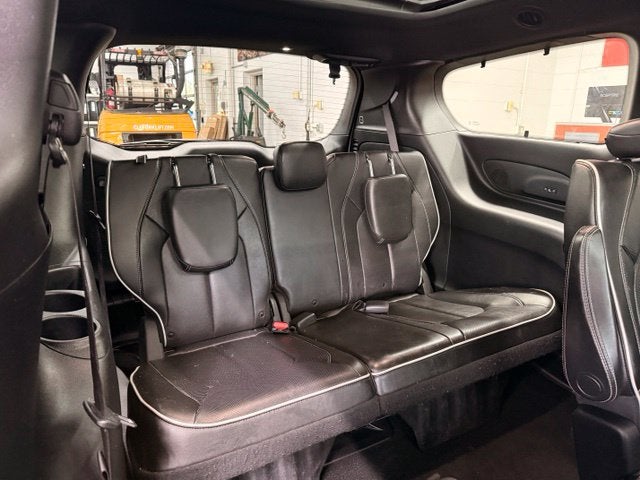 2019 Chrysler Pacifica Limited 1 OWNER w/ COOLED SEATS