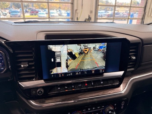 2024 Chevrolet Silverado 1500 LTZ 5.3L V8 w/ BLIND ZONE ALERT