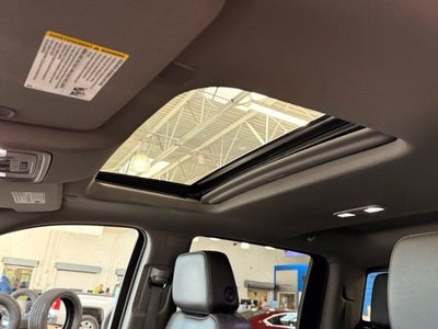 2024 Chevrolet Silverado 1500 LTZ 5.3L V8 w/ BLIND ZONE ALERT
