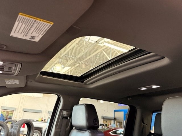 2024 Chevrolet Silverado 1500 LTZ 5.3L V8 w/ BLIND ZONE ALERT