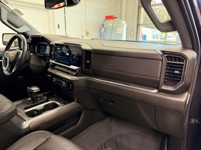 2024 Chevrolet Silverado 1500 LTZ 5.3L V8 w/ BLIND ZONE ALERT