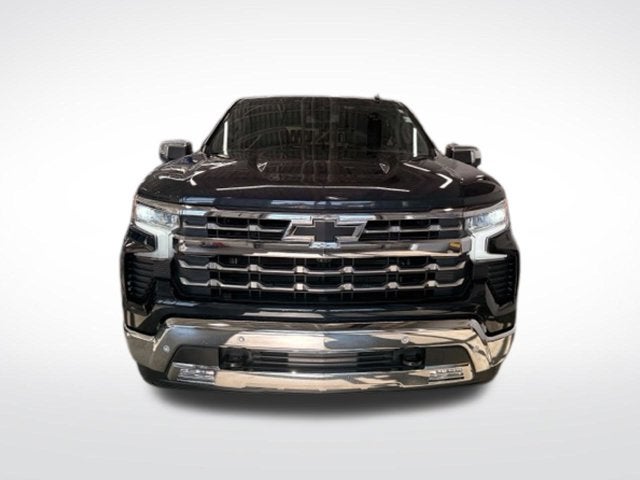 2024 Chevrolet Silverado 1500 LTZ 5.3L V8 w/ BLIND ZONE ALERT