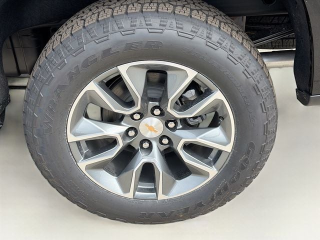 2026 Chevrolet Silverado 1500 LT LT1