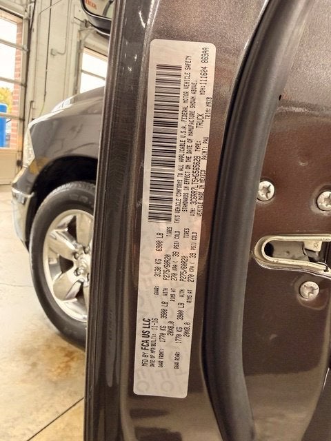 2017 RAM 1500 Big Horn HEMI w/ Htd Seats