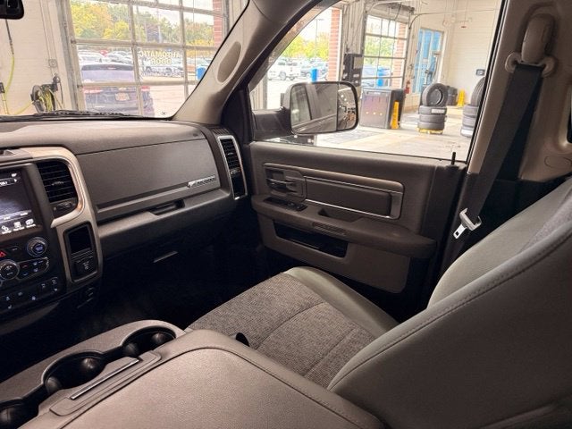 2017 RAM 1500 Big Horn HEMI w/ Htd Seats