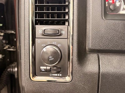 2018 RAM 2500 Laramie w/ COOLED SEATS