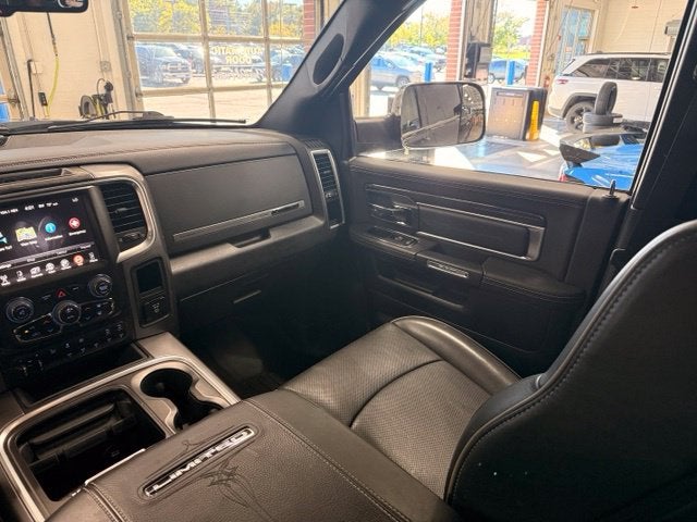 2017 RAM 2500 Laramie Longhorn w/ Htd Steering Wheel