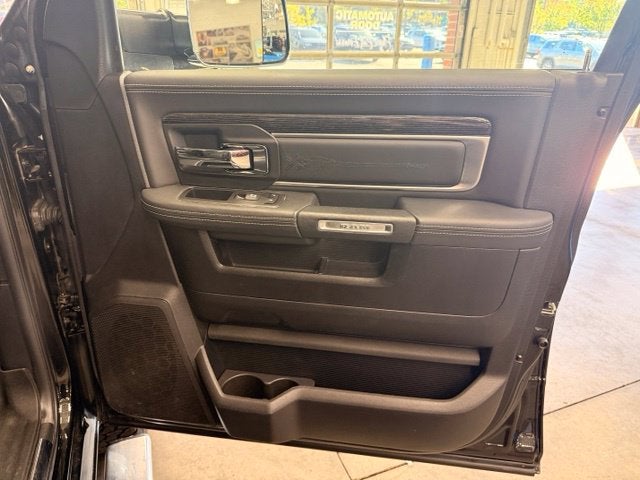2017 RAM 2500 Laramie Longhorn w/ Htd Steering Wheel
