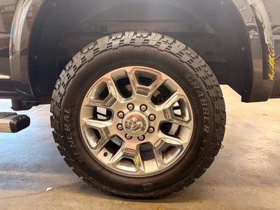 2017 RAM 2500 Laramie Longhorn w/ Htd Steering Wheel