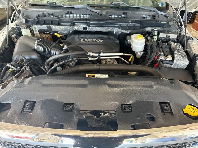 2018 RAM 2500 Tradesman w/ 6.4L Hemi V8