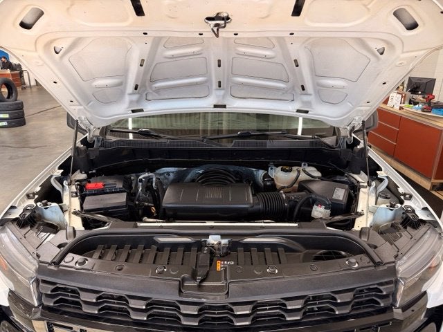 2021 Chevrolet Silverado 1500 Custom Trail Boss V8 w/ REMOTE START