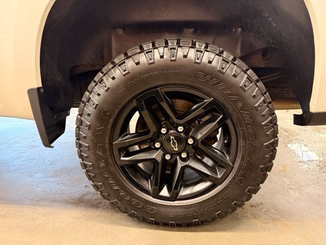 2021 Chevrolet Silverado 1500 Custom Trail Boss V8 w/ REMOTE START