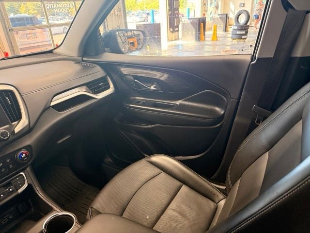 2024 GMC Terrain SLT AWD w/ Surround Camera