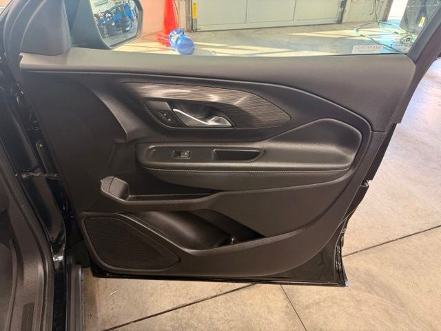 2024 GMC Terrain SLT AWD w/ Surround Camera
