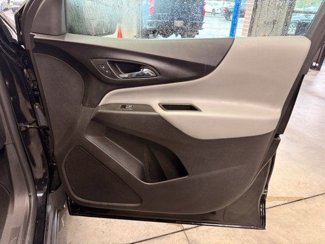 2024 Chevrolet Equinox LS w/ COLLISION ALERT