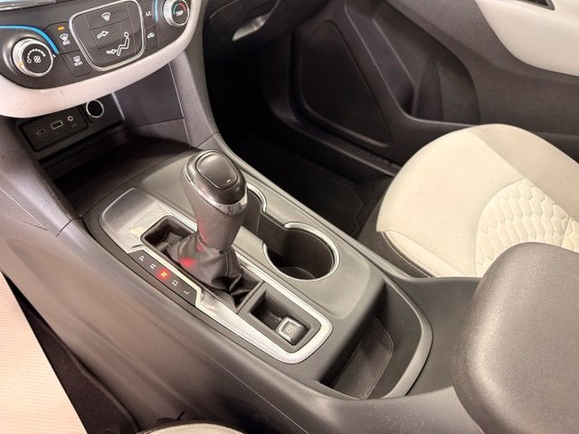 2019 Chevrolet Equinox LS w/ BLUETOOTH