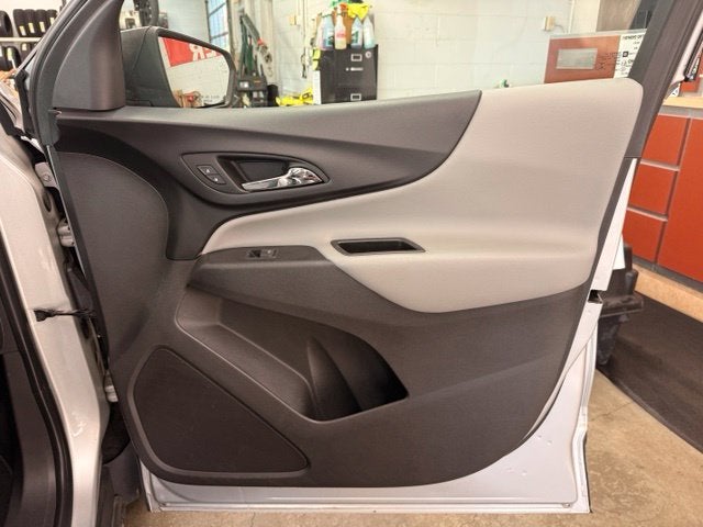 2019 Chevrolet Equinox LS w/ BLUETOOTH