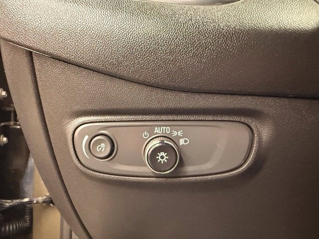 2023 Chevrolet Equinox LT w/ Collision Alert
