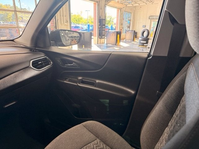 2023 Chevrolet Equinox LT w/ Collision Alert
